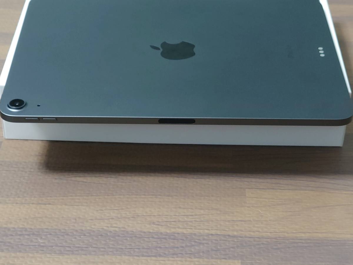 美品】iPad Air 第5世代 64GB Wi-Fi スペースグレイ M1 Apple 付属品未  