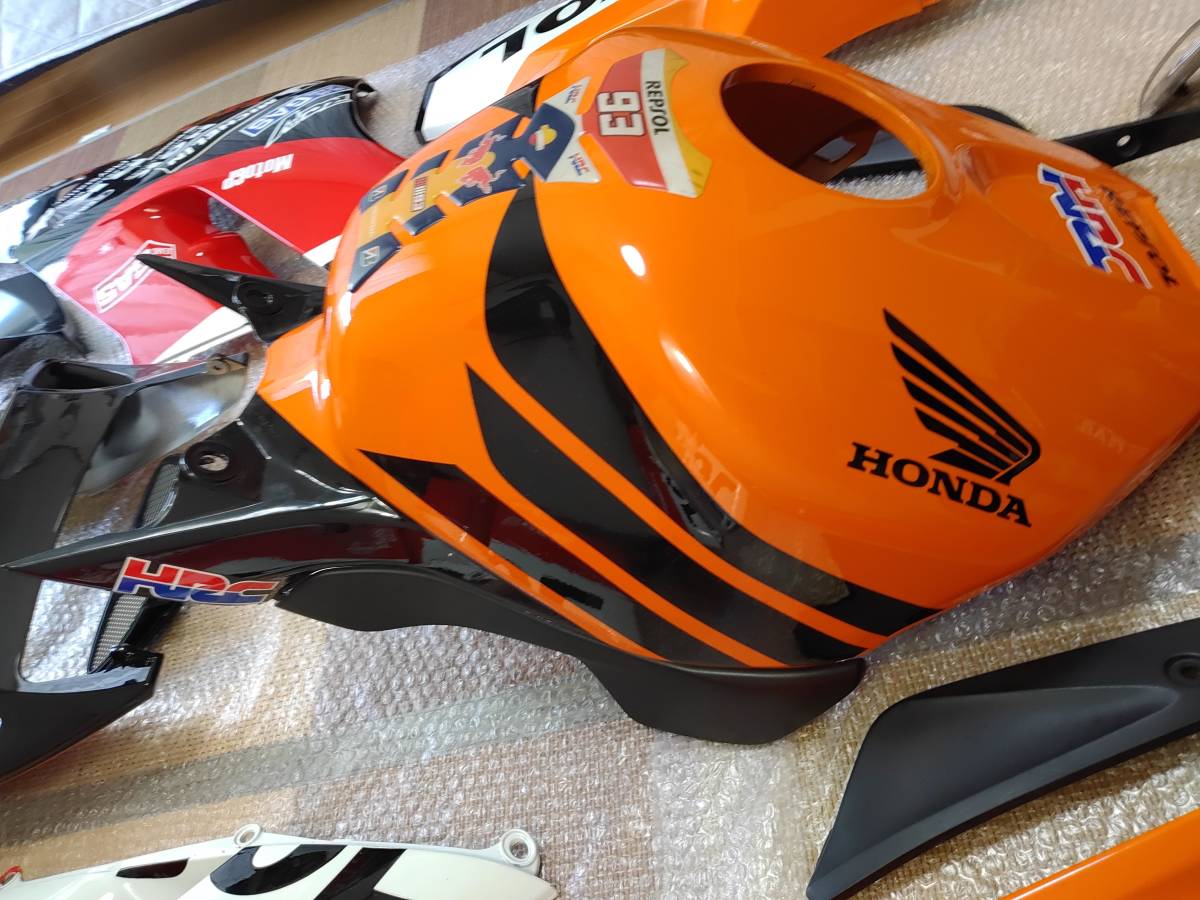 CBR1000RR cbr1000rr SC57 フルカウル 04 「CBR1000RR+sc57+カウル」(セット)(ホンダ CBR1000RR SC57 前期レプソルカウルセット REPSOL　シングルシート付