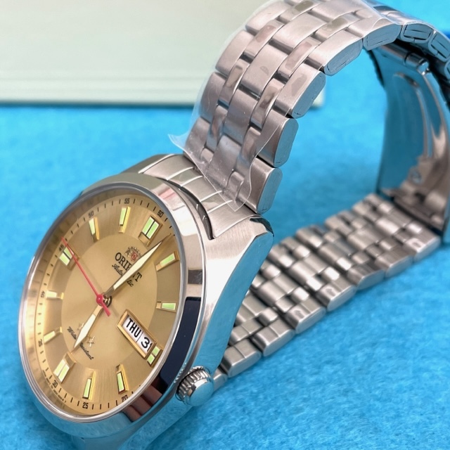 オリエント ORIENT AB0C-C0-A 自動巻き 稼働品 文字盤ゴールド スリー 