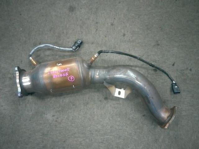 アウディ A4 DBA-8KCDNF 純正 フロントパイプ CDN (触媒