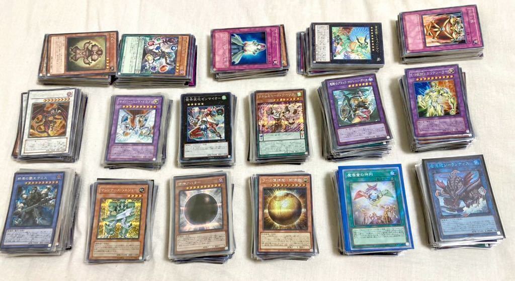 遊戯王 大量まとめ売り 全てスリーブ入り シークレットレアのみ 500枚 字レアのみ 300枚 計800枚セット 引退 1円スタート