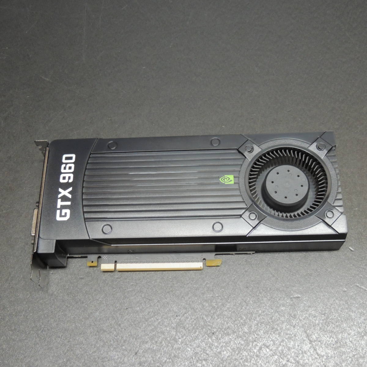 【検品済み】ELSA GTX960 2GB グラフィックボード 管理:e-23