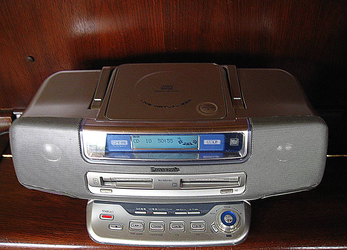 完動品 Panasonic CD/MD／テープ ラジカセ RX-MDX81 WHITE&Silver 新