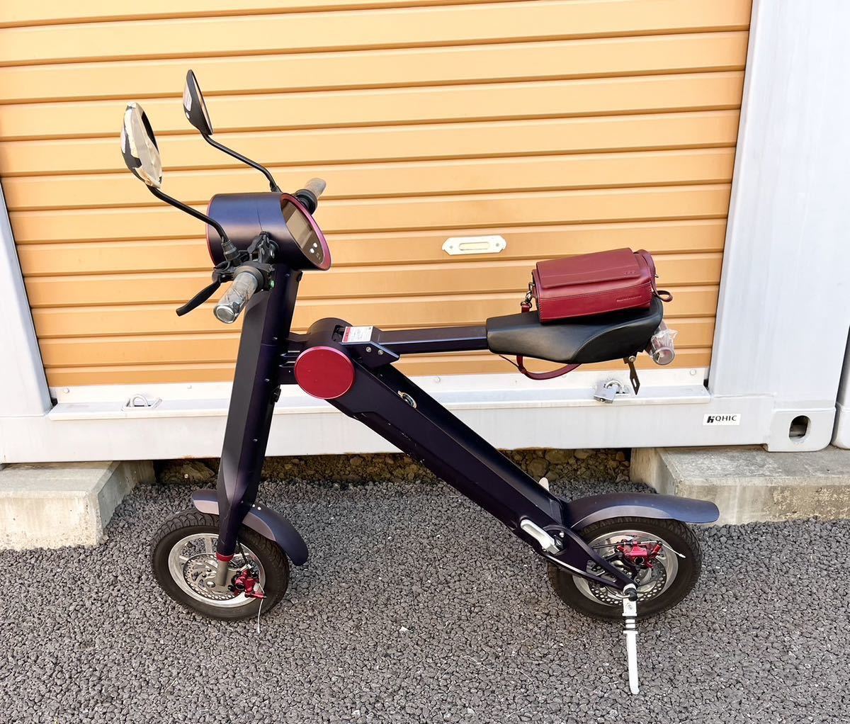 楽天ガールズ コレクターズカード 超レアキスマーク付 Yun Xi 背番号07