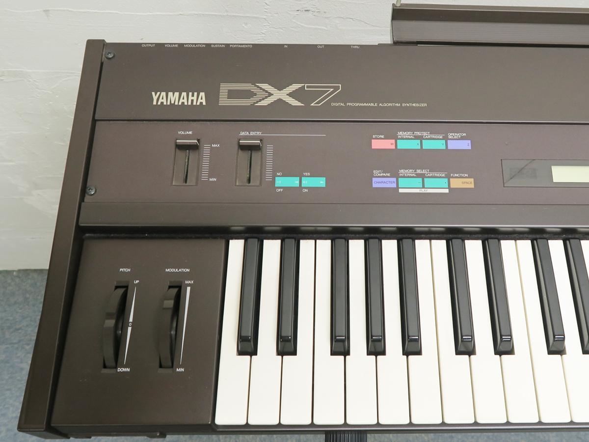 202【音出し動作確認済】 YAMAHA ヤマハ シンセサイザー DX7 データ 