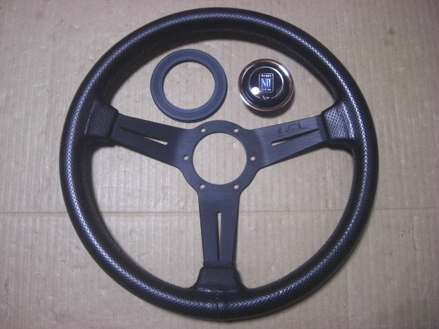 本物保証，格安 ☆希少! NARDI CLASSIC 34Φ ステアリング パンチング