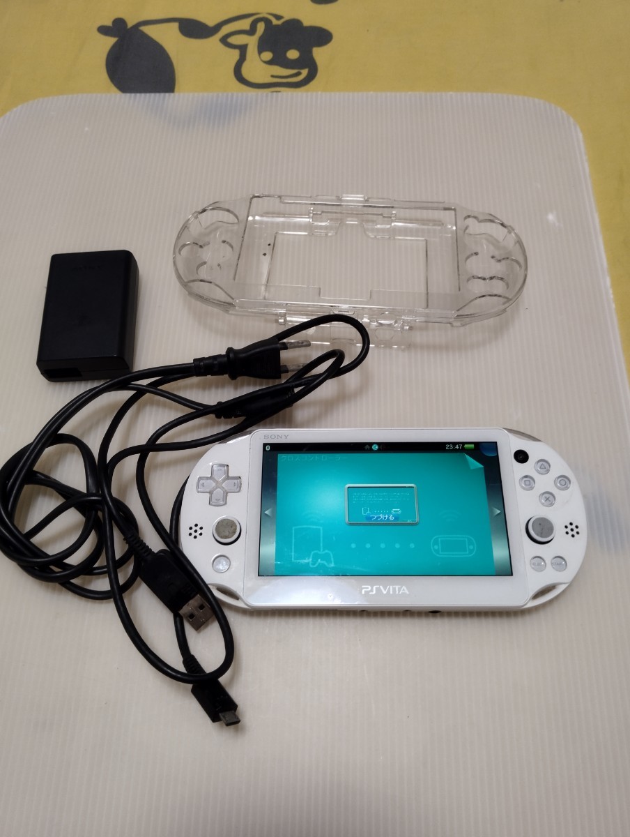 SONY PS Vita PCH-2000 WHITE