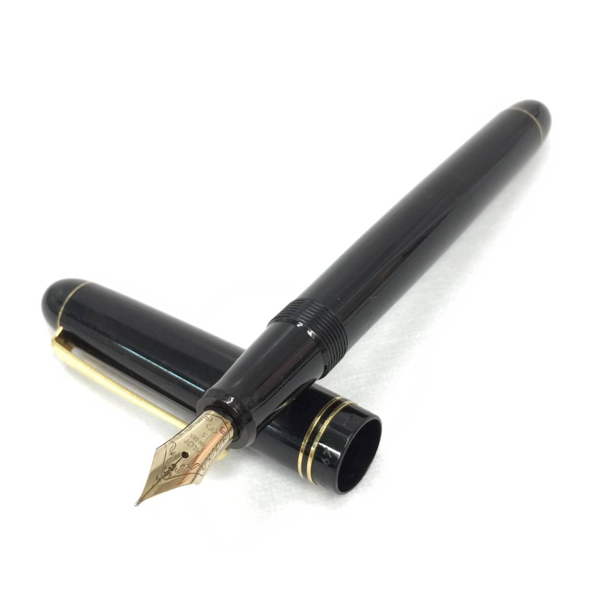PILOT 万年筆　カスタム　67　ペン先14K　585 F 66 PILOT パイロット 万年筆 CUSTOM 67 カスタム ペン先 14K 585 5 F