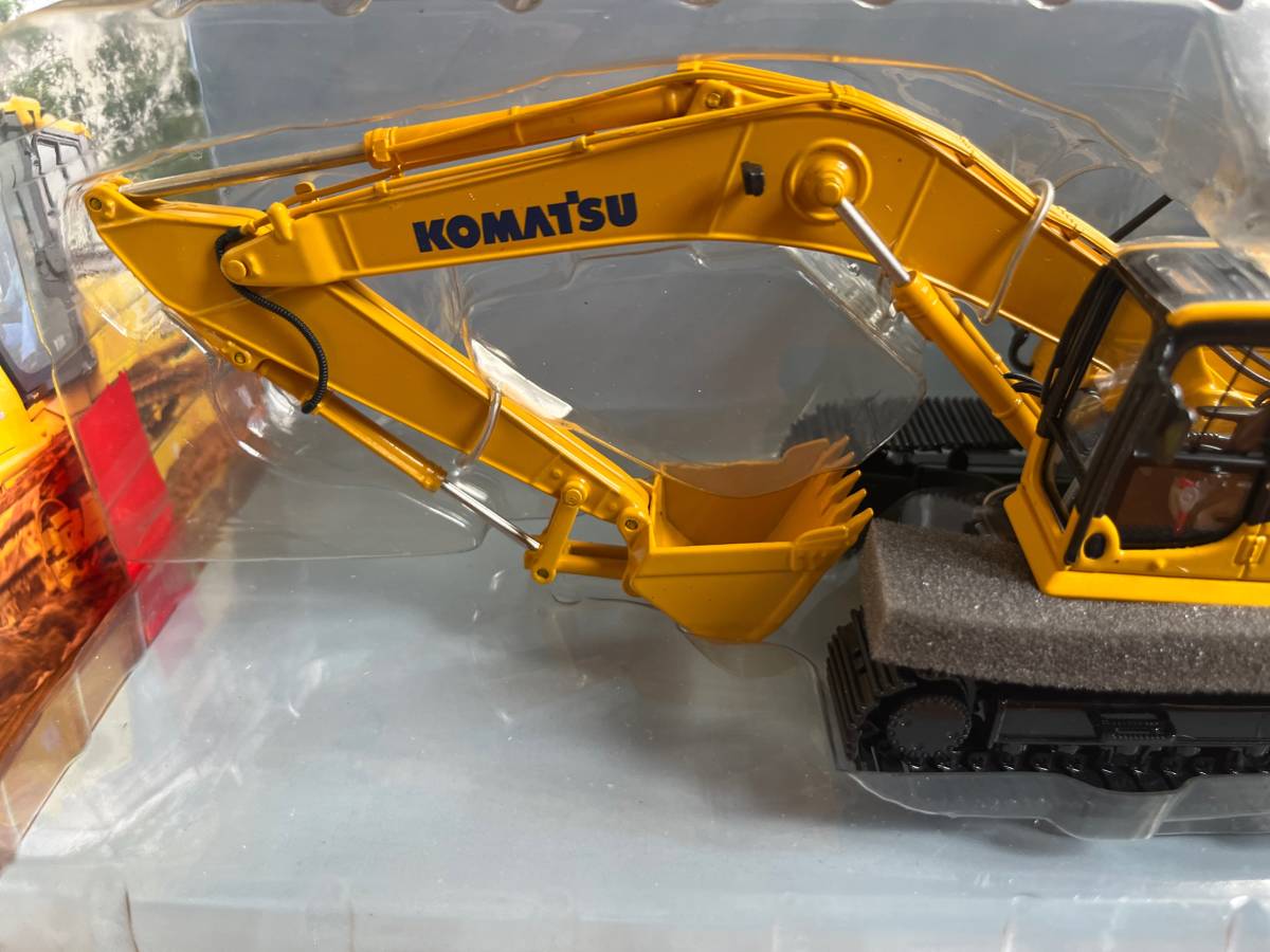 1/50 スケール コマツ PC300LC-8 Excavator 掘削機 FIRST GEARKOMATSU 