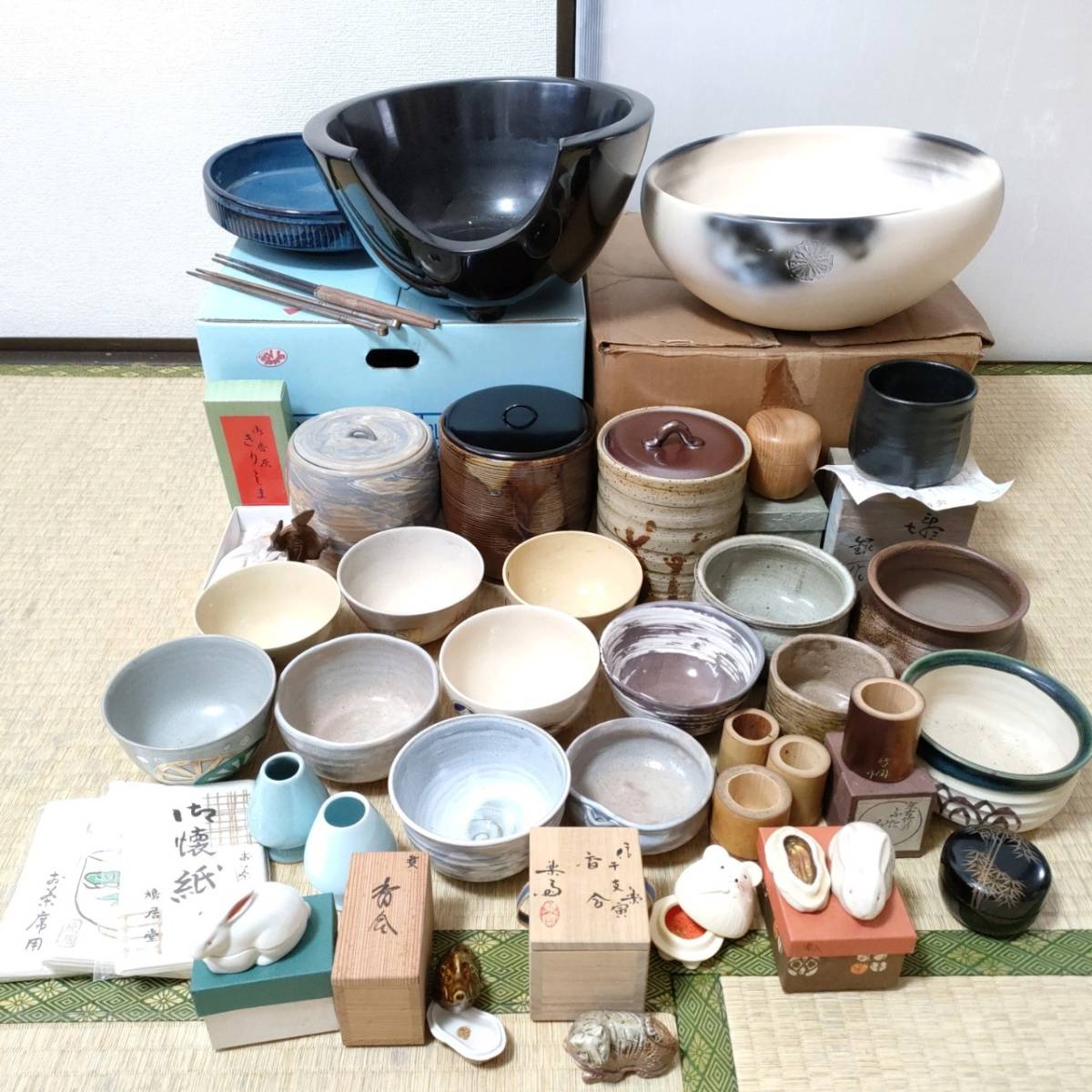 四代 高橋楽斎 信楽 卯 香合 共箱 共布 陶歴 香具 茶道具香
