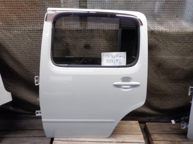 ミラココア DBA-L675S 左RドアASSY W24