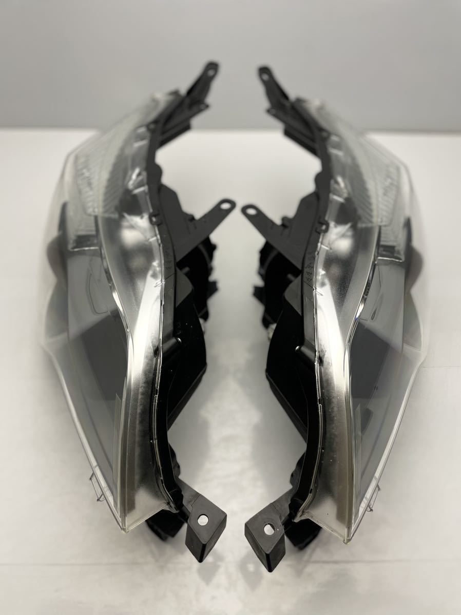 スペイド SPADE ヘッドライト ハロゲン 52-260 刻印 B4 スペイド SPADE ヘッドライト ハロゲン 52-260 刻印 B4 商品の説明