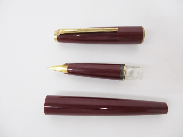 8-76】MONTBLANC モンブラン 万年筆 ボルドー 筆記用具 文具 【公式通販】