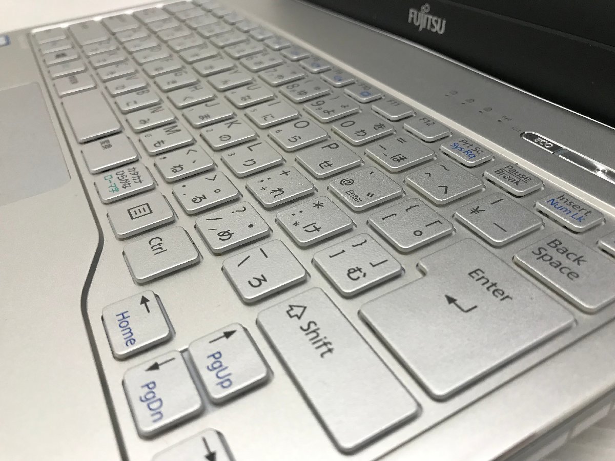 1円～【ジャンク】FUJITSU LIFEBOOK SH75/B1 FMVS75B1W Core i5-7200U 8GB 13.3インチ BIOS起動 T008423【訳あり】