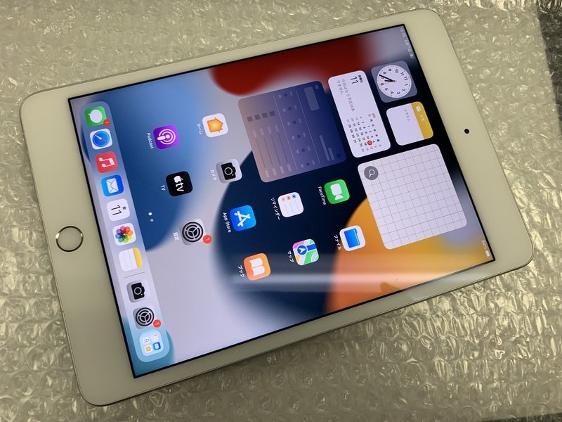美品Apple iPad (第6世代)32GBシルバー 【公式通販】