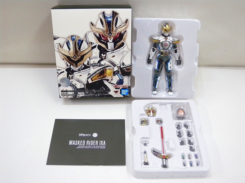 激安大特価，定番人気 C3541 バンダイ S.H.フィギュアーツ 真骨彫製法 仮面ライダーイクサ セーブモード / バーストモード フィギュア 現状渡し(仮面ライダーキバ)｜売買されたオークション情報、yahooの商品情報を 仮面ライダーキバ