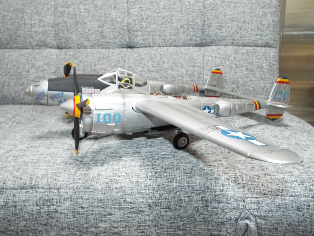 ロッキード　P38　ライトニング　右主翼なし　ジャンク　センチュリートーイ１/１８？