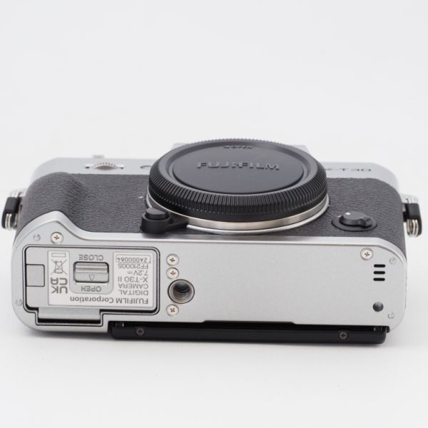 FUJIFILM 富士フイルム ミラーレス一眼 X-T30IIボディ シルバー F X 