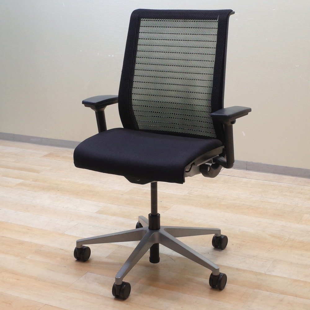 スチールケース Steelcase THK-33101 オフィスチェア 肘付き ブラック 事務椅子 パソコンチェア ワーク メッシュ KK9916 中古オフィ