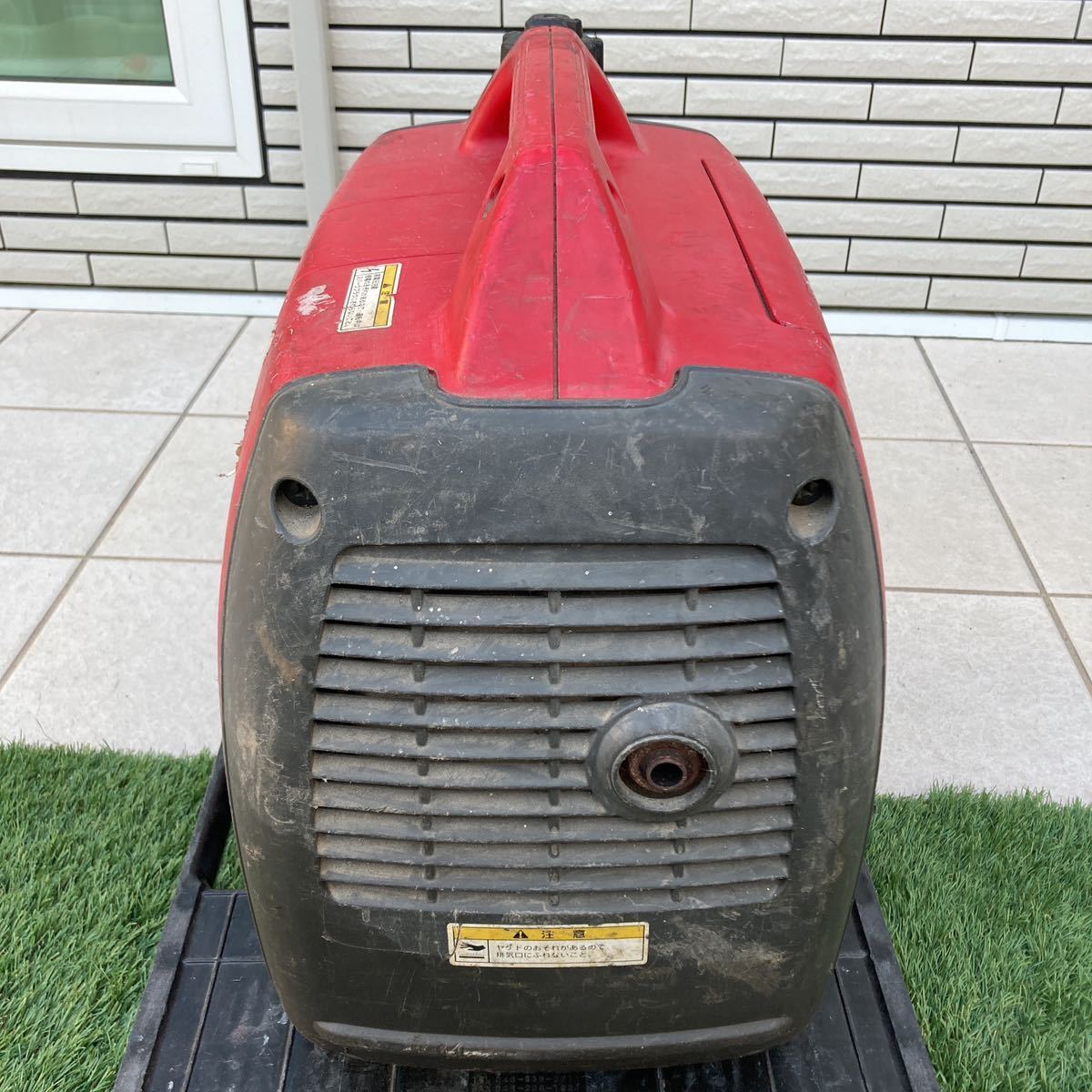 一発始動しました！ HONDA インバータ EU16iH Holiday 発電機 50/60Hz