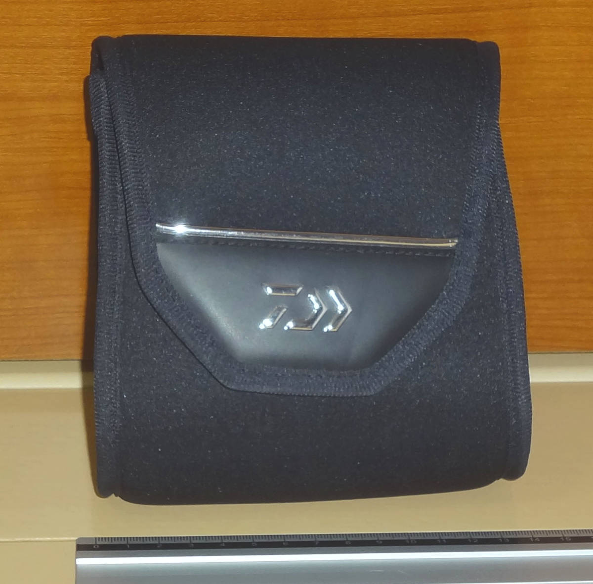 ◆◆未使用？ダイワ　EXIST イグジスト　リールケース　22 18◆◆リールカバー リールガード　ネオプレーン　（検　LT2000 LT2500 LT3000）