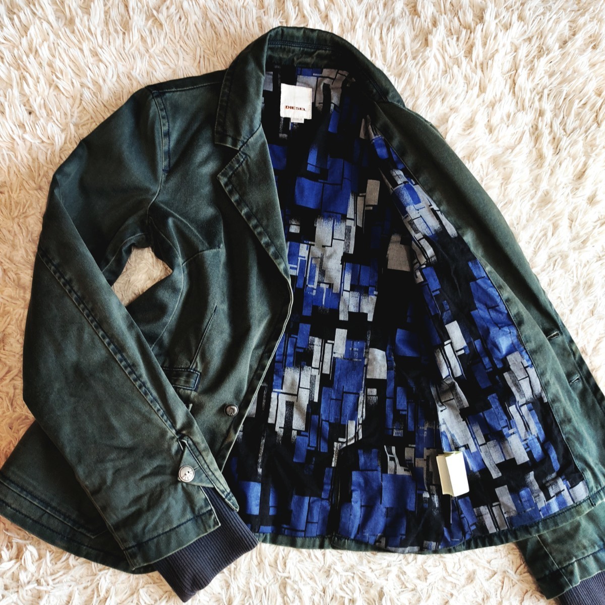 人気SALE DIESEL ⑨ 洒脱な大人のミリタリー ディーゼル ミリタリージャケット ブルゾン カーキ 内側総柄 アウター シルバーロゴ金具 ヴィンテージ(ジャンパー、ブルゾン)｜売買されたオークション情 男性用