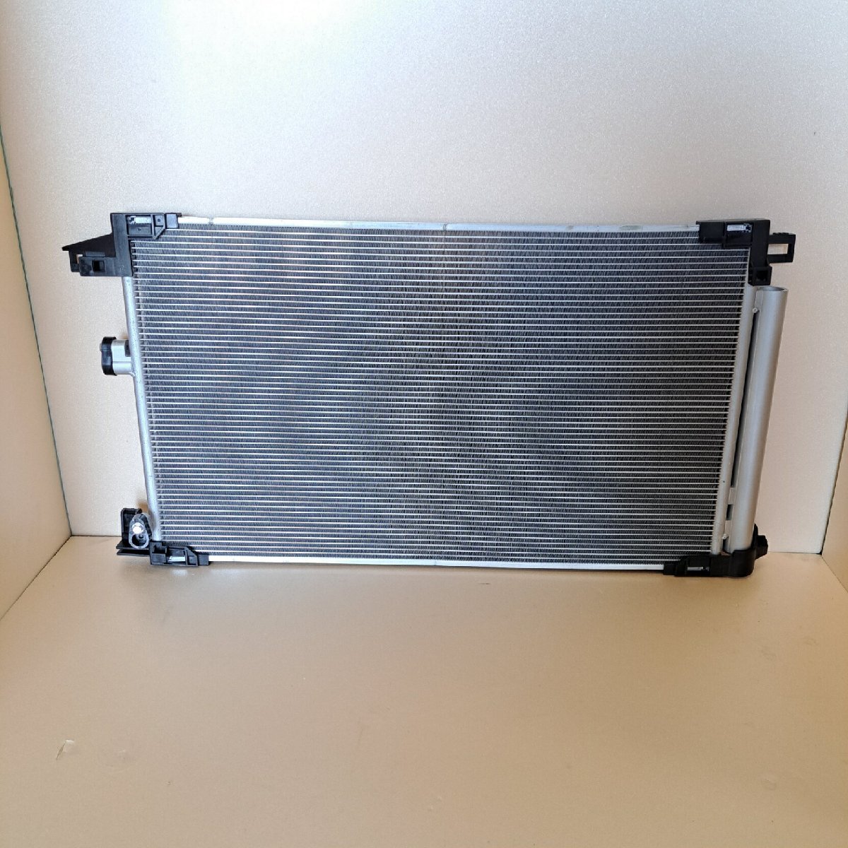 コンデンサー 新品 アクア MXPK10・MXPK11・MXPK15・MXPK16 ハイブリッド