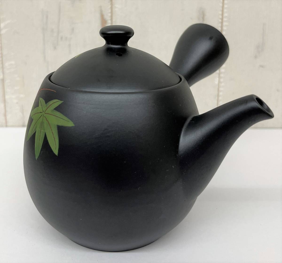 伝統工芸 工芸品 工芸美術 ＊常滑焼 常滑 沢田 在銘 銘あり 紅葉文 
