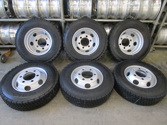 送料無料　スタッドレス　225/80R17.5　BS　W910　21年　4トン車17.5×6.00　6穴　再塗装　6本　フォワード　レンジャー　ファイター等