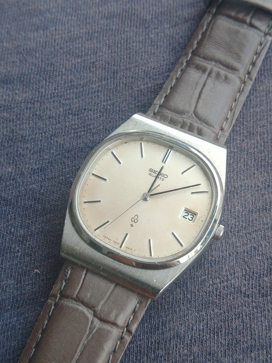 稼働中・整備済み SEIKO QUARTZ Emblem 1978年製 セイコー クォーツ エムブレム 7823-5010 ヴィンテージ・クォーツ