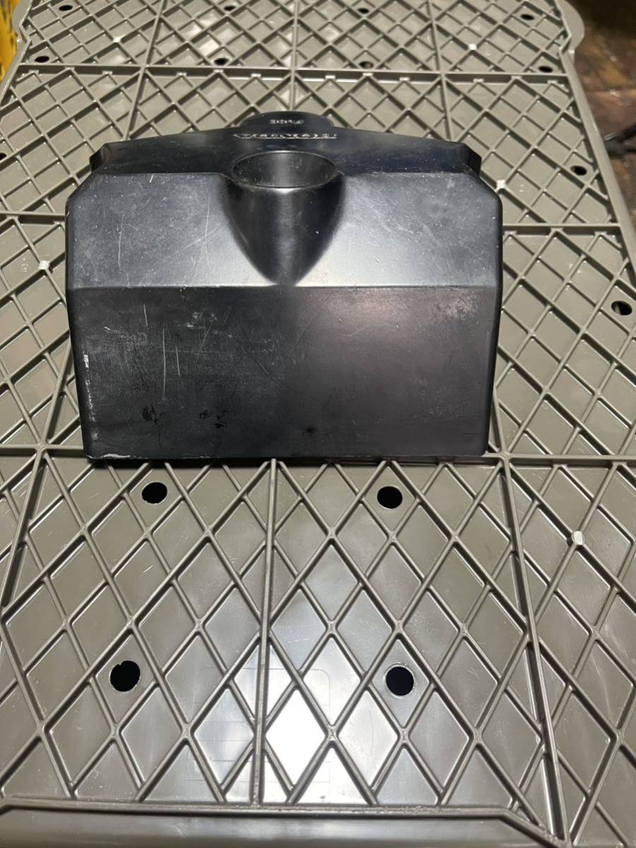 CBR400F NC17 ヒューズボックスカバー ヒューズカバー CBR400F