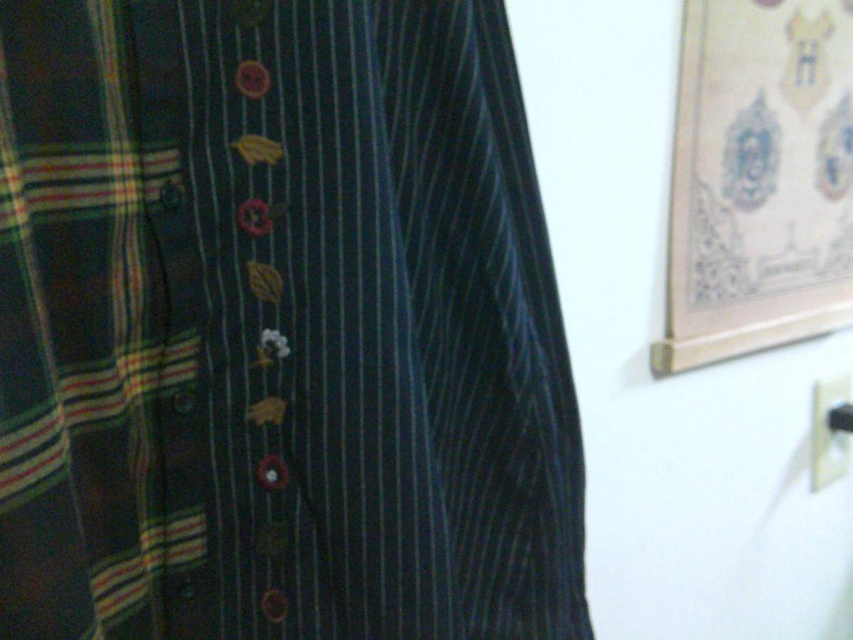 中古 状態良　秋に！ドラッグストアーズdrug stores大きいサイズ刺繍ワンピ　前ボタン