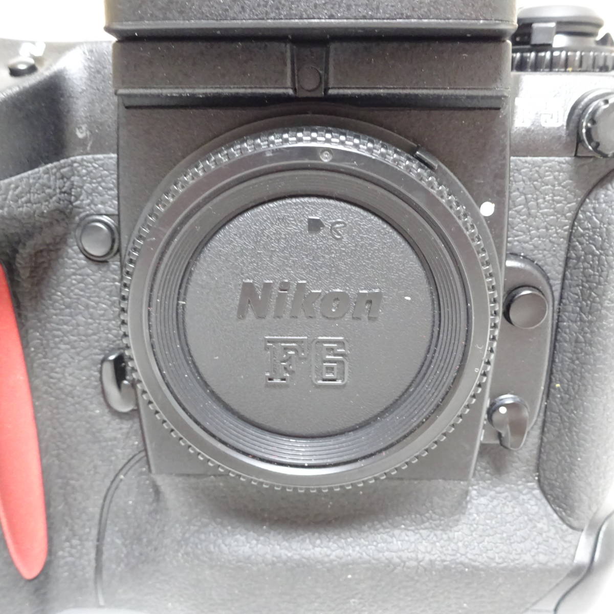 横浜/2083241】 Nikon F5 フィルム一眼カメラ 箱付き 蓋F6 動作未確認