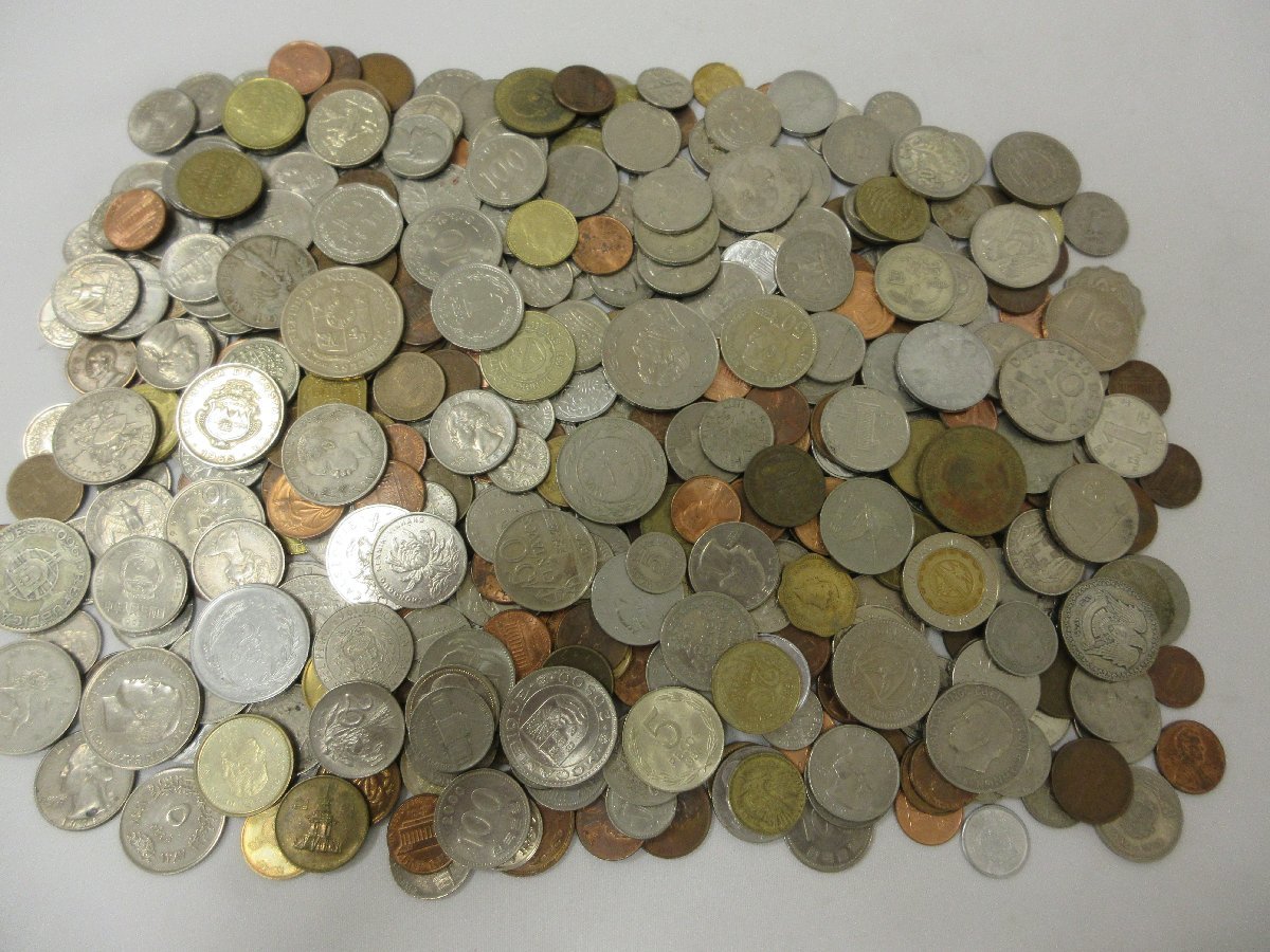 外国コイン　まとめて　約2kg　世界のコイン
