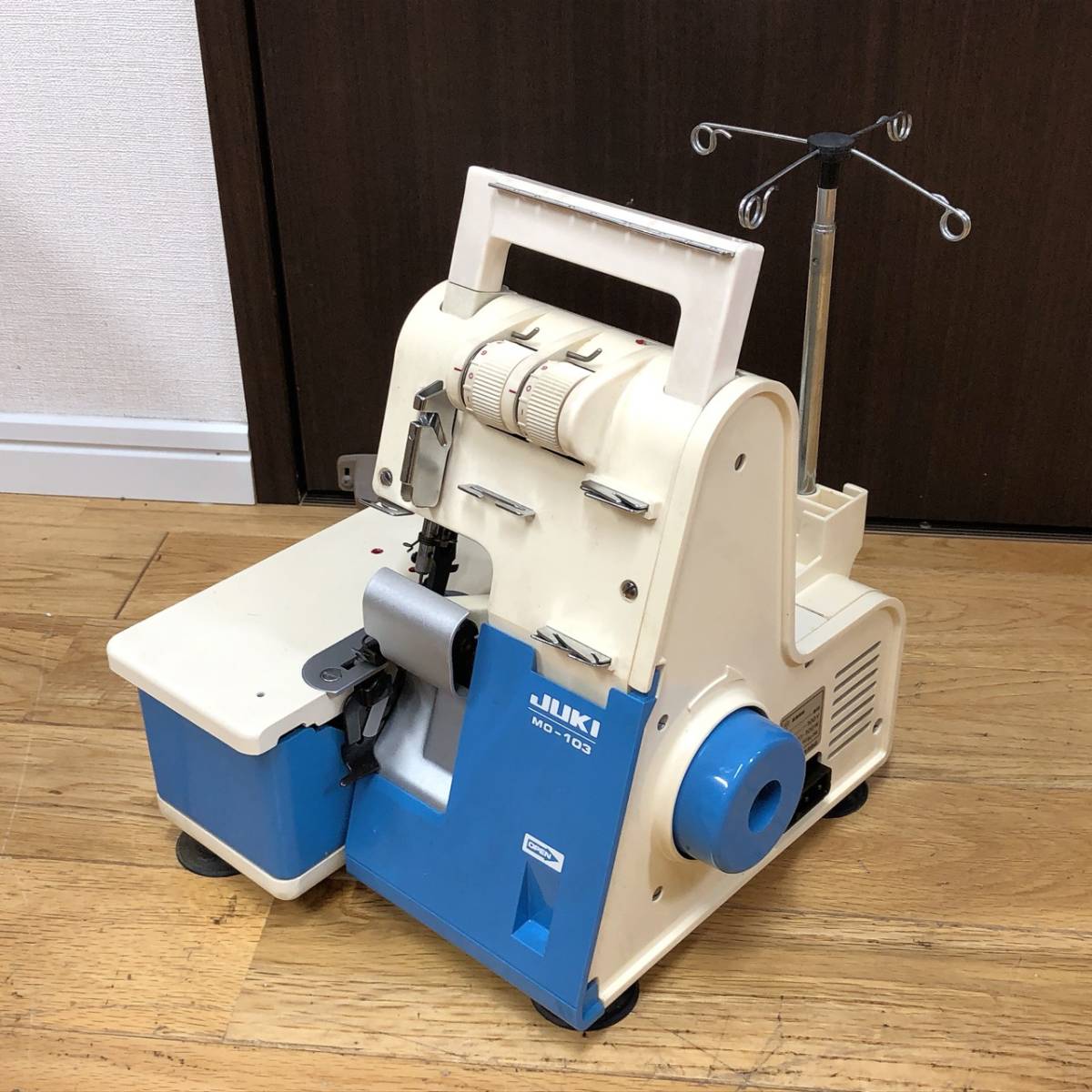 3158-1埼　JUKI ジューキ MD-103　ロックミシン　手工芸　ハンドクラフト