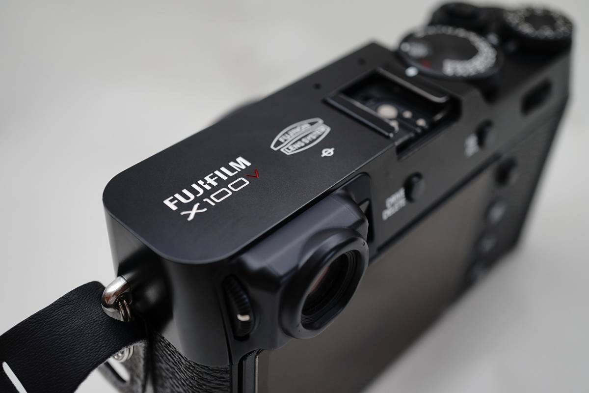 FUJIFILM 富士フイルム X100V ブラック 黒＋WCL-X100II＋TCL-X100II  