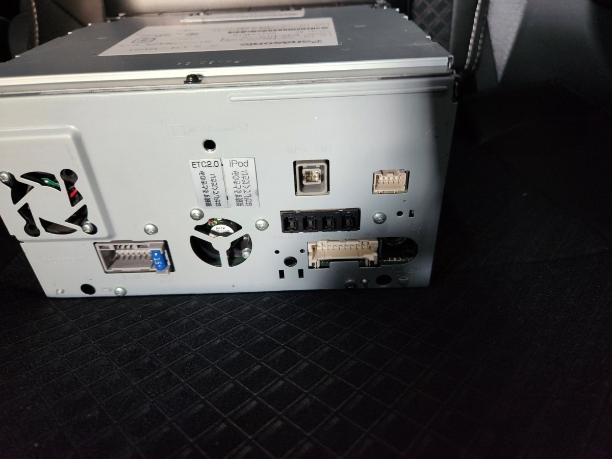 パナソニック ストラーダ フローティングナビ 9インチ CN-F1D9D 