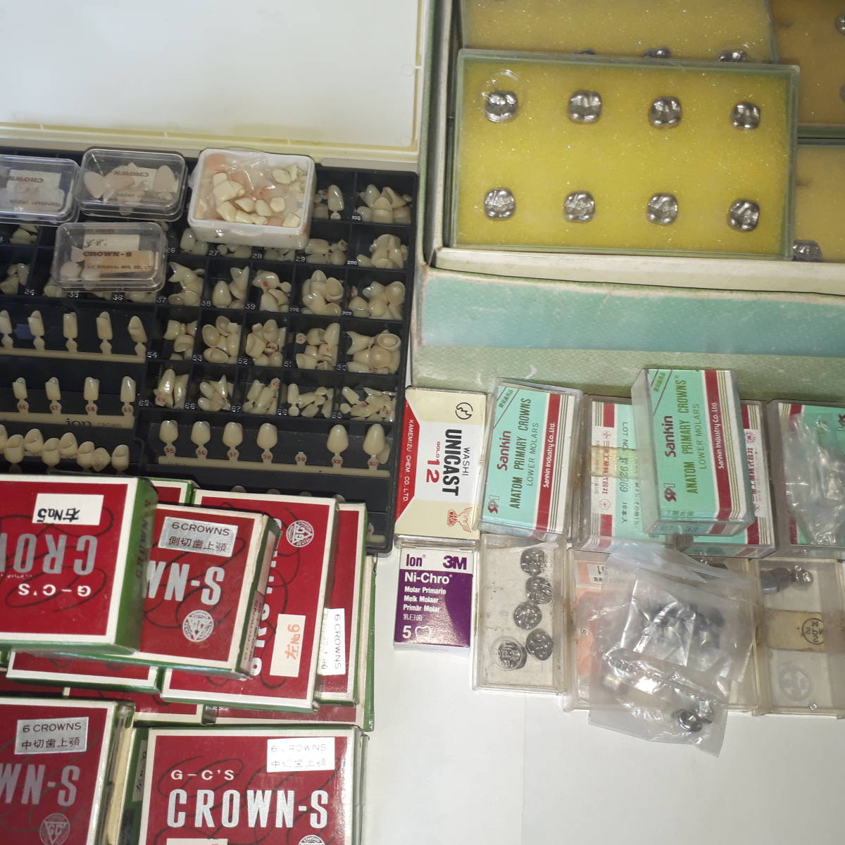 ★銀歯　銀冠　レジン歯　等　大量まとめて　歯科技工材料　オーラルケア　歯科技工