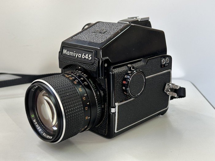 稀少【マミヤ Mamiya M645 中判 フィルムカメラ MAMIYA-SEKOR C 1:2.8