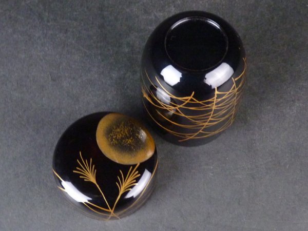 豆大福】78 新谷清(漆峯)作「月にすすき蒔絵 長棗」共箱 高さ 約8cm 幅