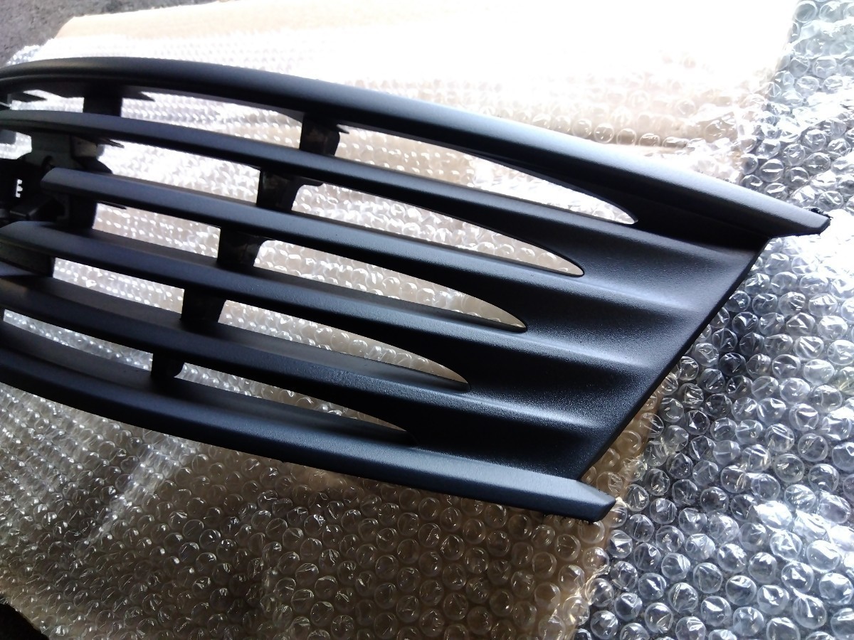 美品 割れや欠け無し！ スカイライン クーペ ckv36 v36 日産 純正 業者塗装 フロントグリル マットブラック仕様 