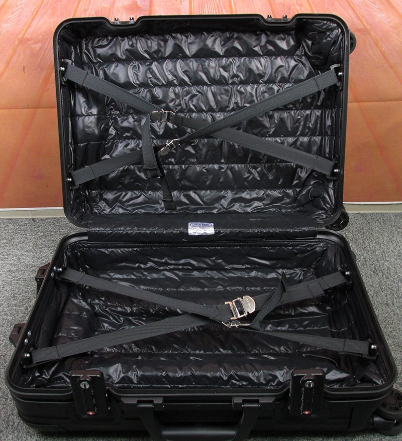 YO15648 RIMOWA×MONCLER リモワ×モンクレール 920.90 トパーズステルス  