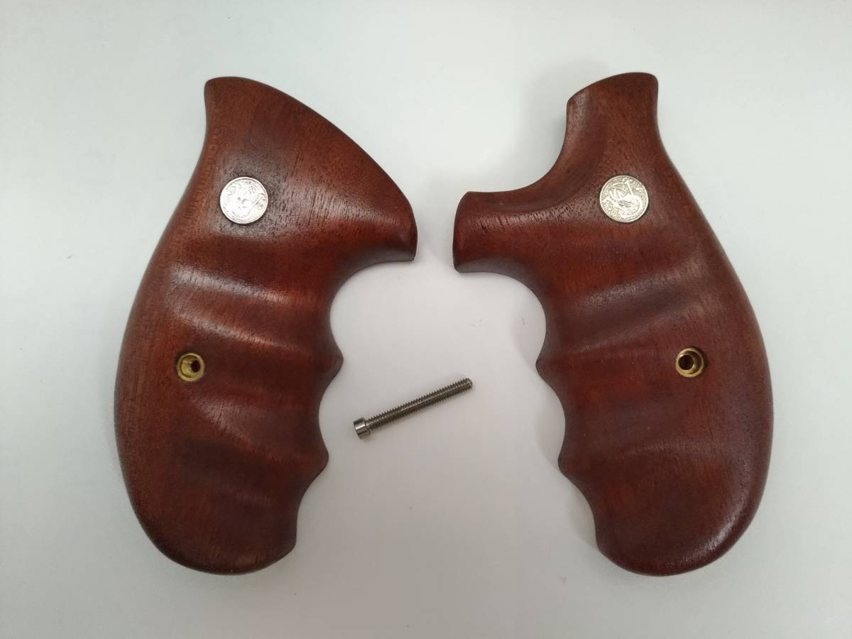 S&W Nフレーム ラウンドバット用 コンバットグリップ 木製グリップ 実銃用