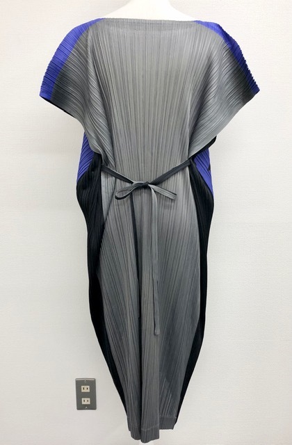 C405 イッセイミヤケ ISSEY MIYAKE PLEATS PLEASE IKKO TANAKA 腰 