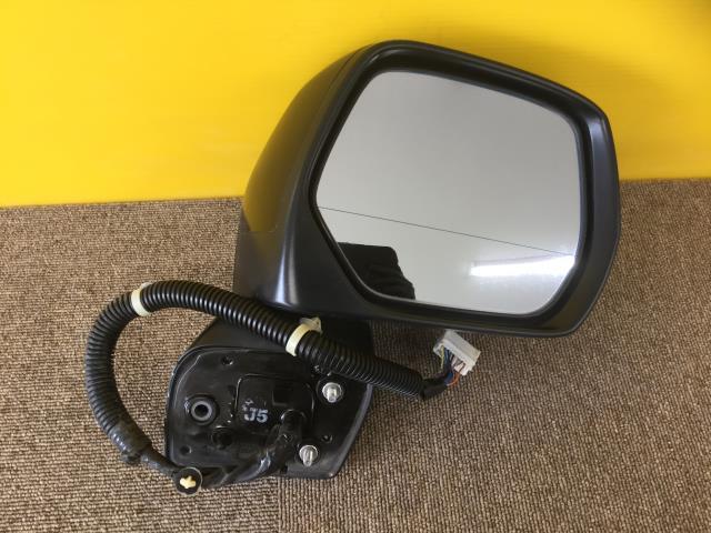 ステップワゴン DBA-RK6 右ドアミラー　PB81P 黒パール　電格ヒーター　ウインカー付 76200-SZW-J51ZG ステップワゴン DBA-RK6 RK5 ホンダ 右ドアミラー（ウィンカー付き）、7ピン、ブラック イルミネーション付き