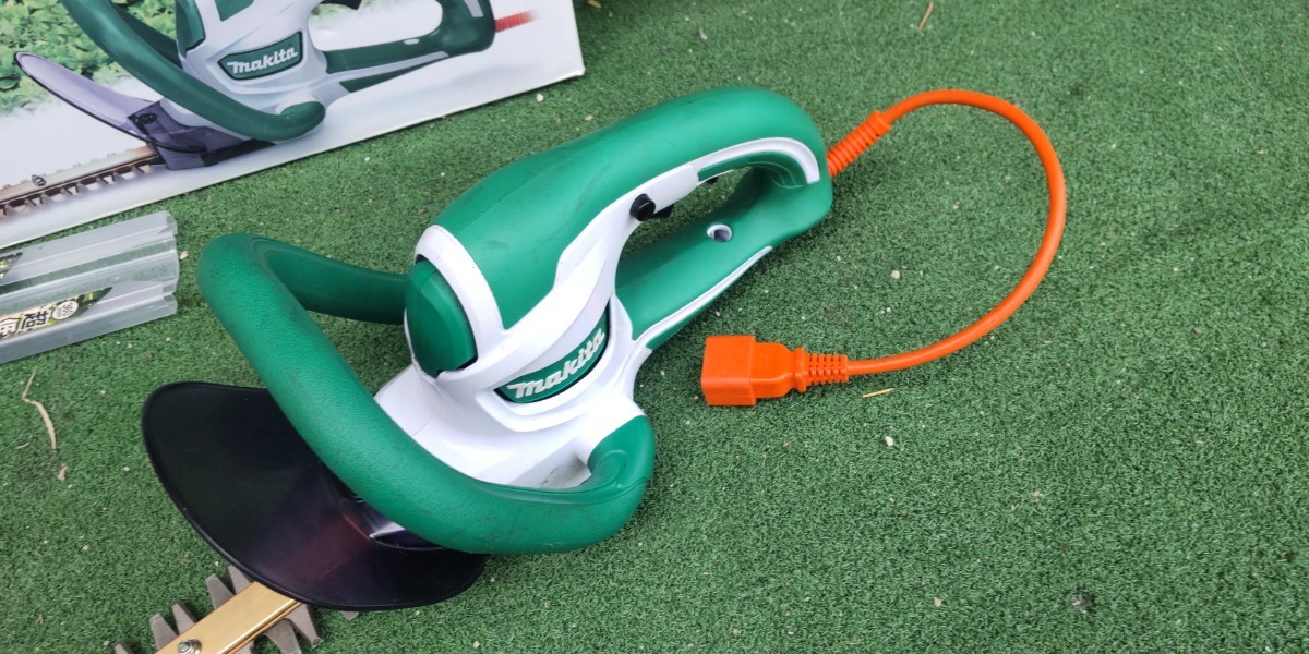 マキタ 中古 生垣バリカン MUH3652 ヘッジトリマー 100V ブレード長さ360mm　