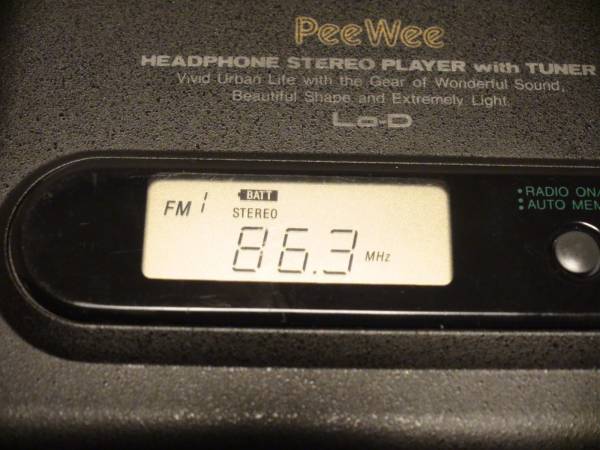 HITACHI LO-D CP-R40 PeeWee ラジオカセットプレーヤー 中古(再生専用