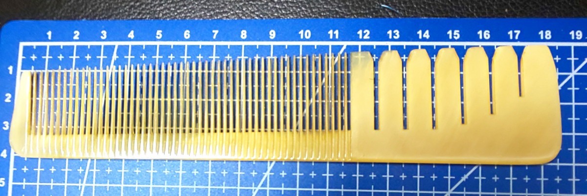 未使用 水牛の角 櫛 くし ヘアカットコーム 理容 昭和 手造り 24本 未使用 水牛の角 櫛 くし ヘアカットコーム 理容 昭和 手造り 24本