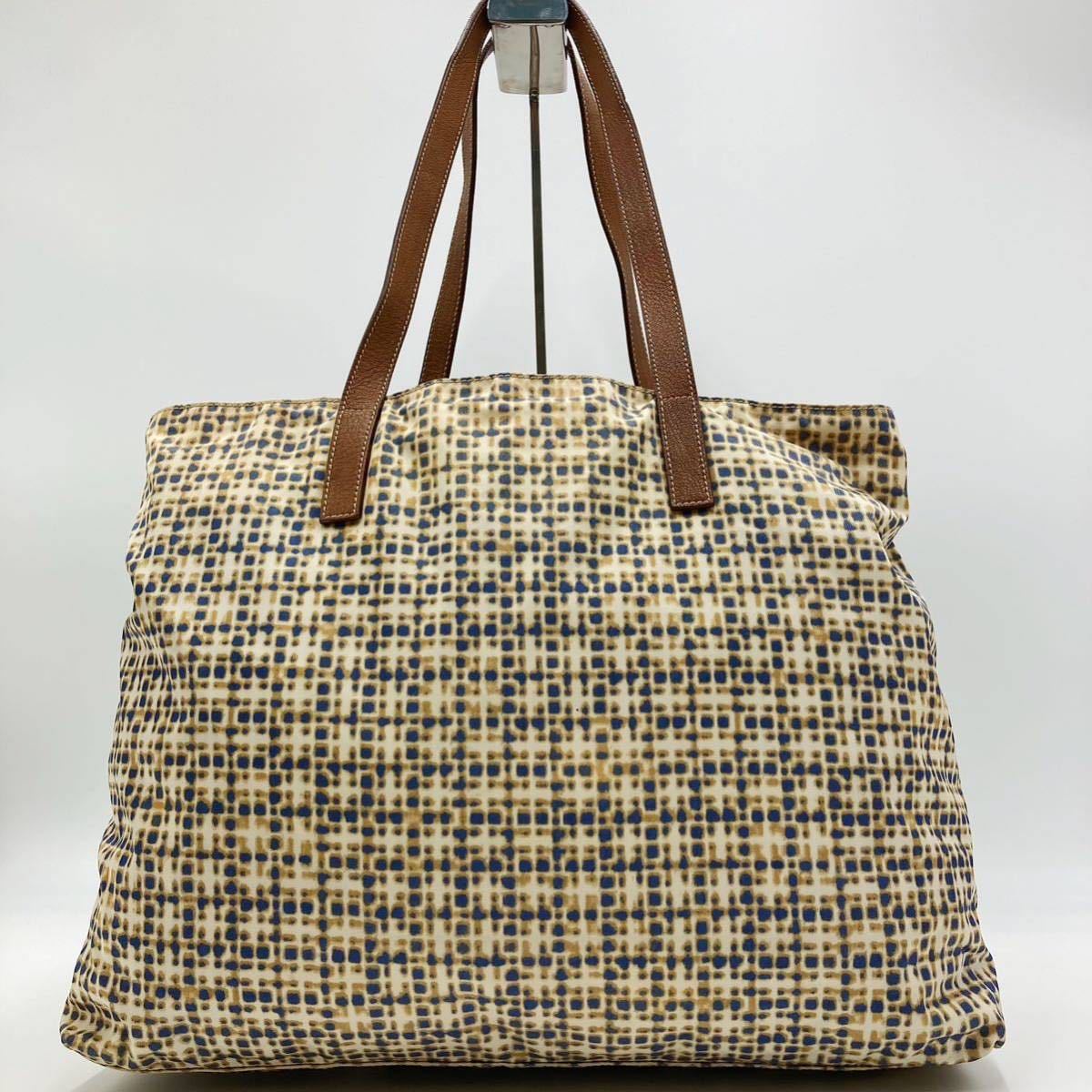⭐️最終お値下げしました⭐️PRADA⭐️ 黒 レザー ビジネストートバッグ　三角ロゴ 三角ロゴレザートートバッグ ブラック ヴィンテージ|プラダ PRADA