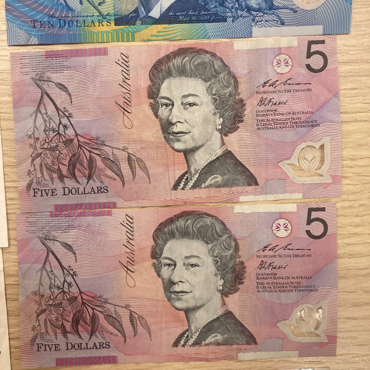 ニュージーランドドルの通貨と本日の為替レート | 地球の歩き方 【ユーロ・ドル】紙幣おまとめ 10ユーロ/オーストラリア40ドル/ニュージーランド28 ドル/ ヨーロッパ オセアニア コレクション 現状保管品